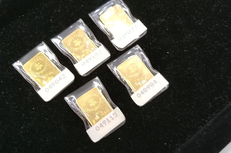 純金インゴット
